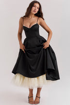 Vestido midi Elsa con falda de tul y tirantes ajustables