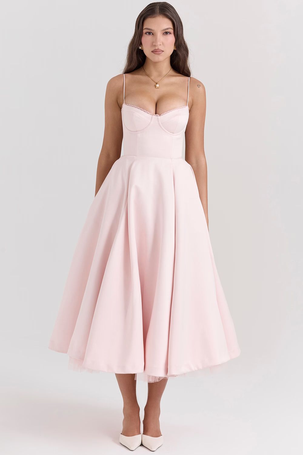 Vestido midi Elsa con falda de tul y tirantes ajustables