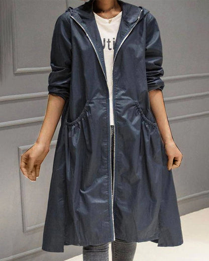 Mencía | Parka Impermeable Mujer Larga con Capucha Cintura Fruncida